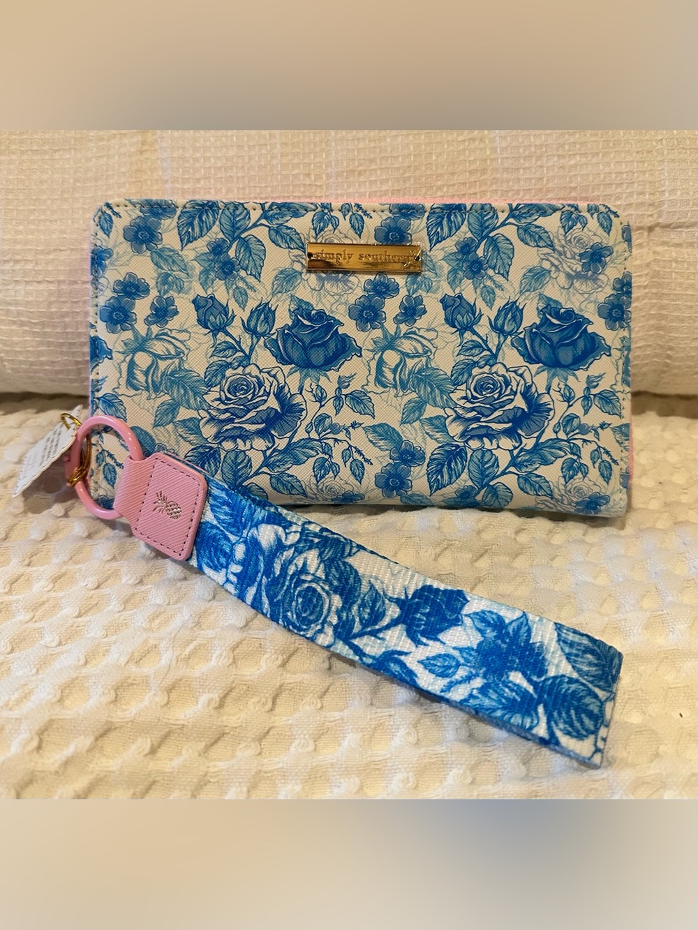 NWT Simply Southern Rose Floral Wallet Floral Wristlet Wallet in Pink & Blue